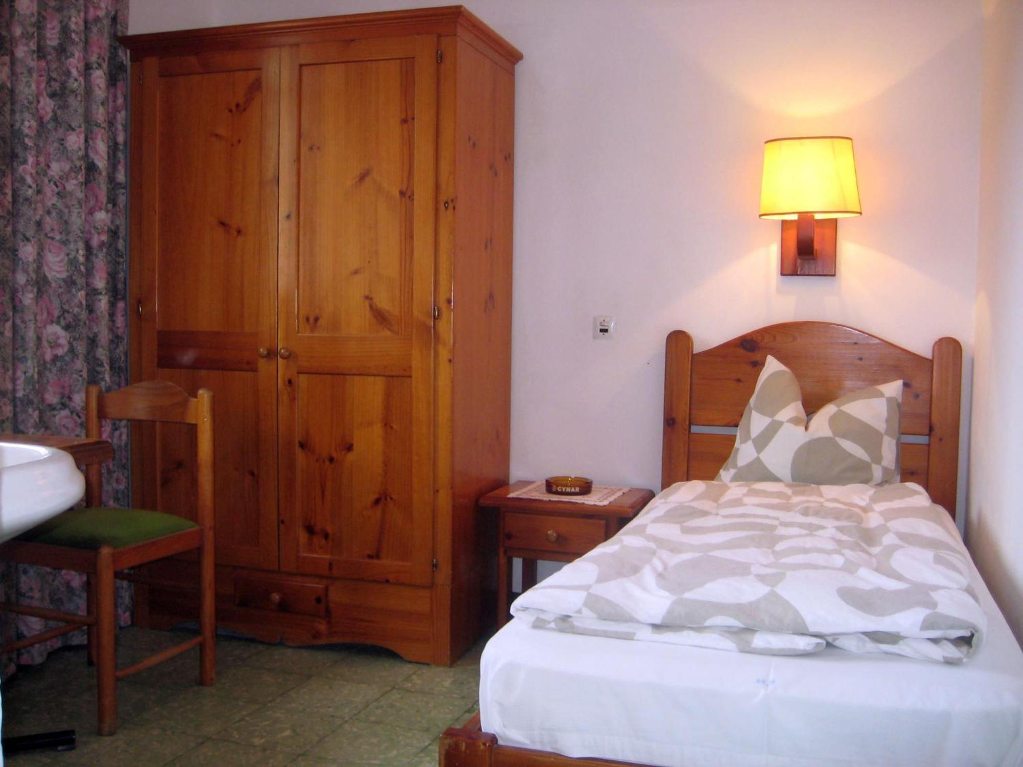 Pension Casa Austria Calella Exterior photo